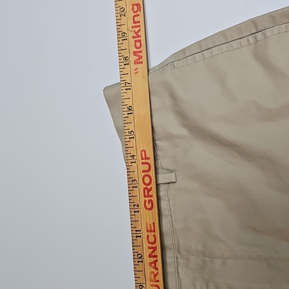 Greg Norman Golf Shorts Sz 34 Tan - Picture 10 of 11